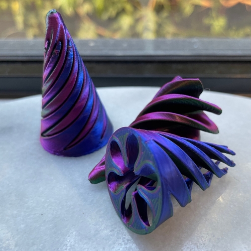 Pocket Fidgets - Shark Egg